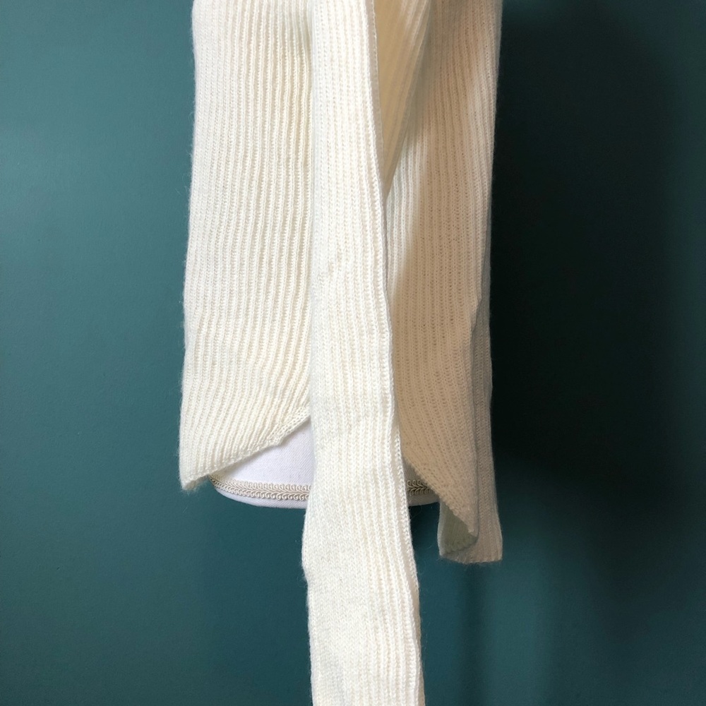 NWT Express Sweater - Picture 2 of 8
